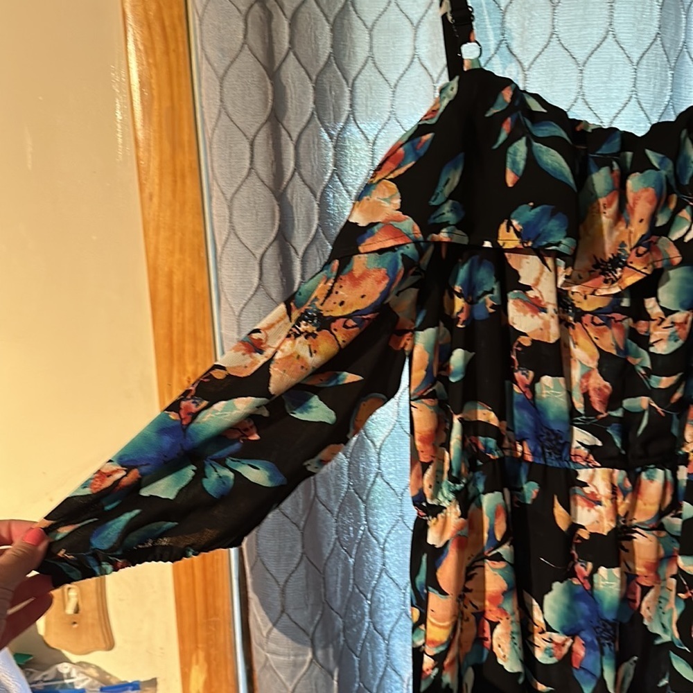 Romper - Picture 4 of 4
